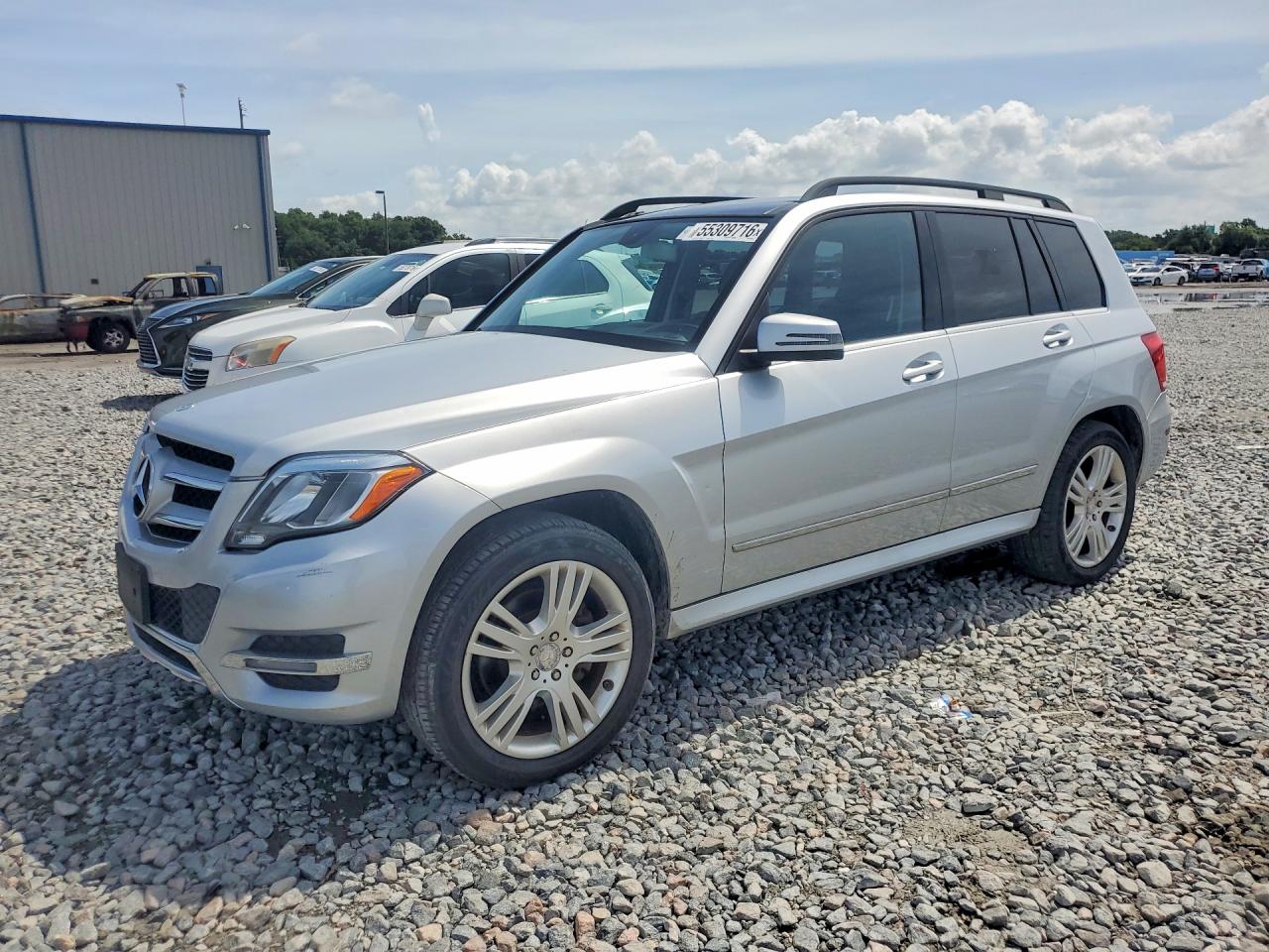 Salvage Mercedes-Benz GLK Image