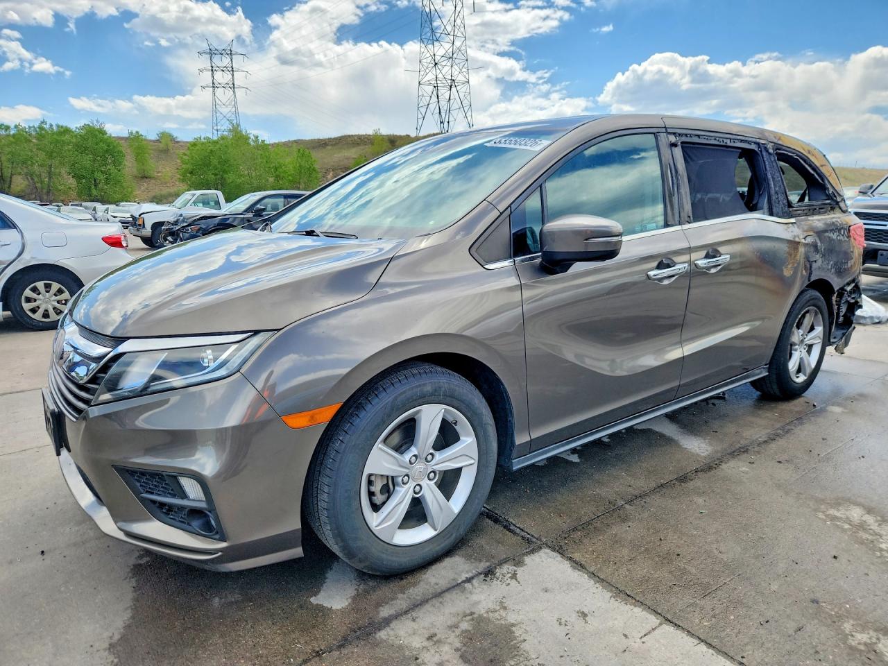 Salvage Honda Odyssey Image