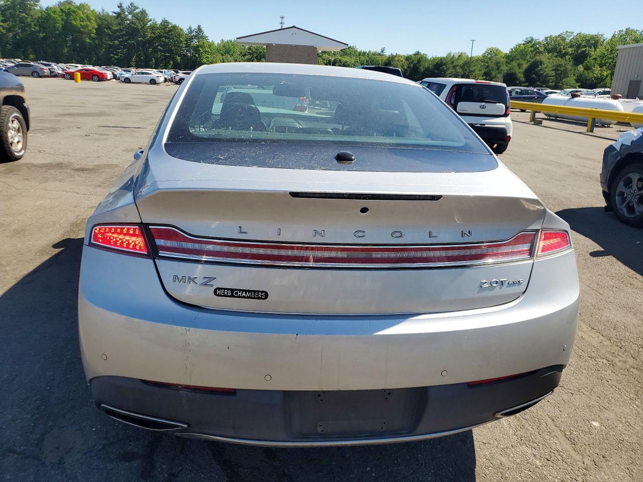 Lincoln MKZ Reserve