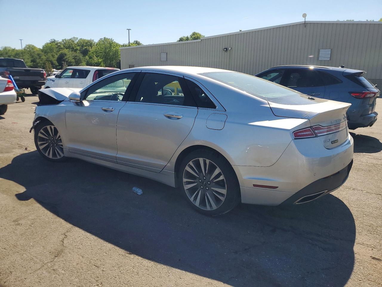 Lincoln MKZ Reserve