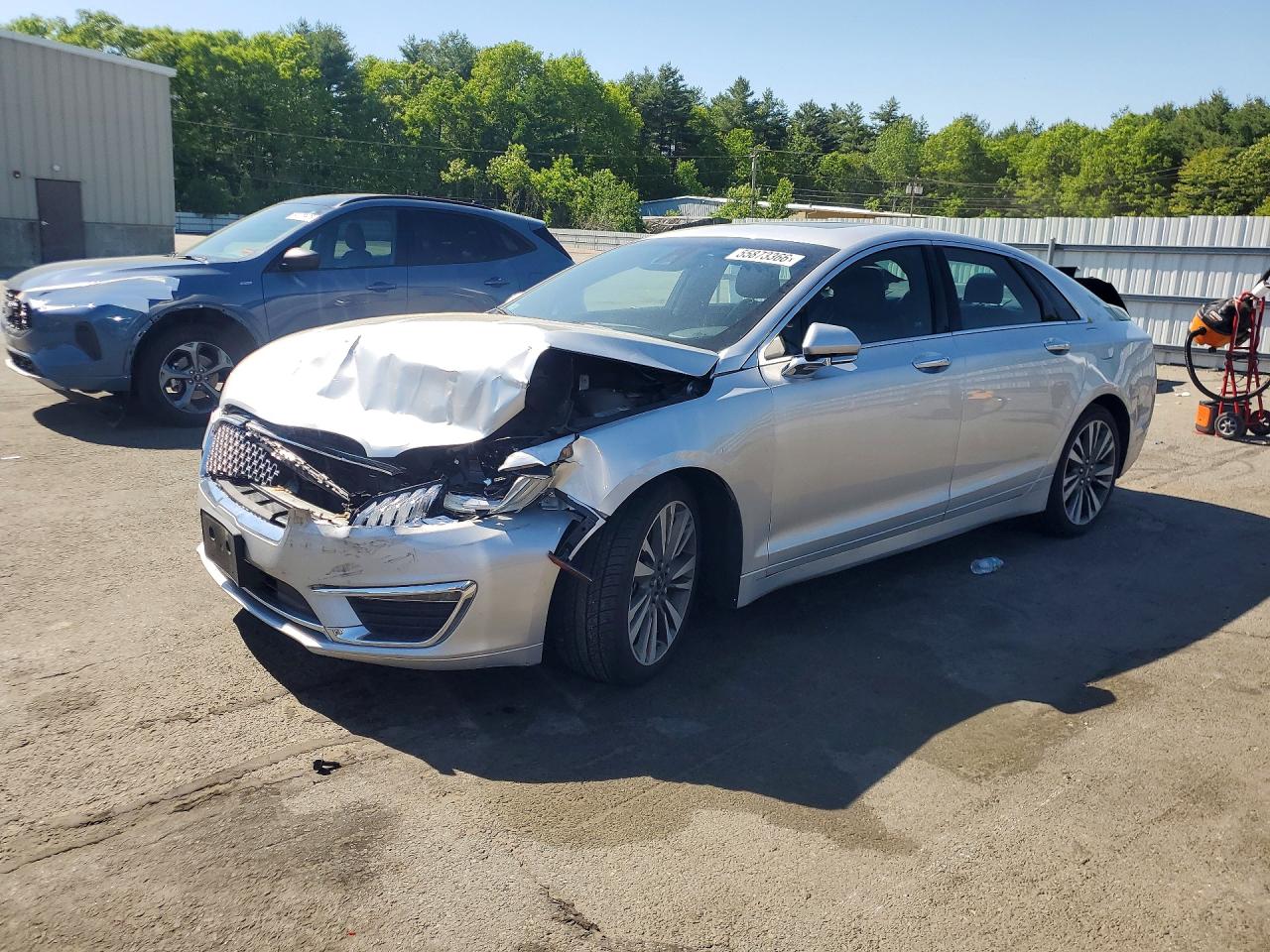 Salvage Lincoln MKZ Image
