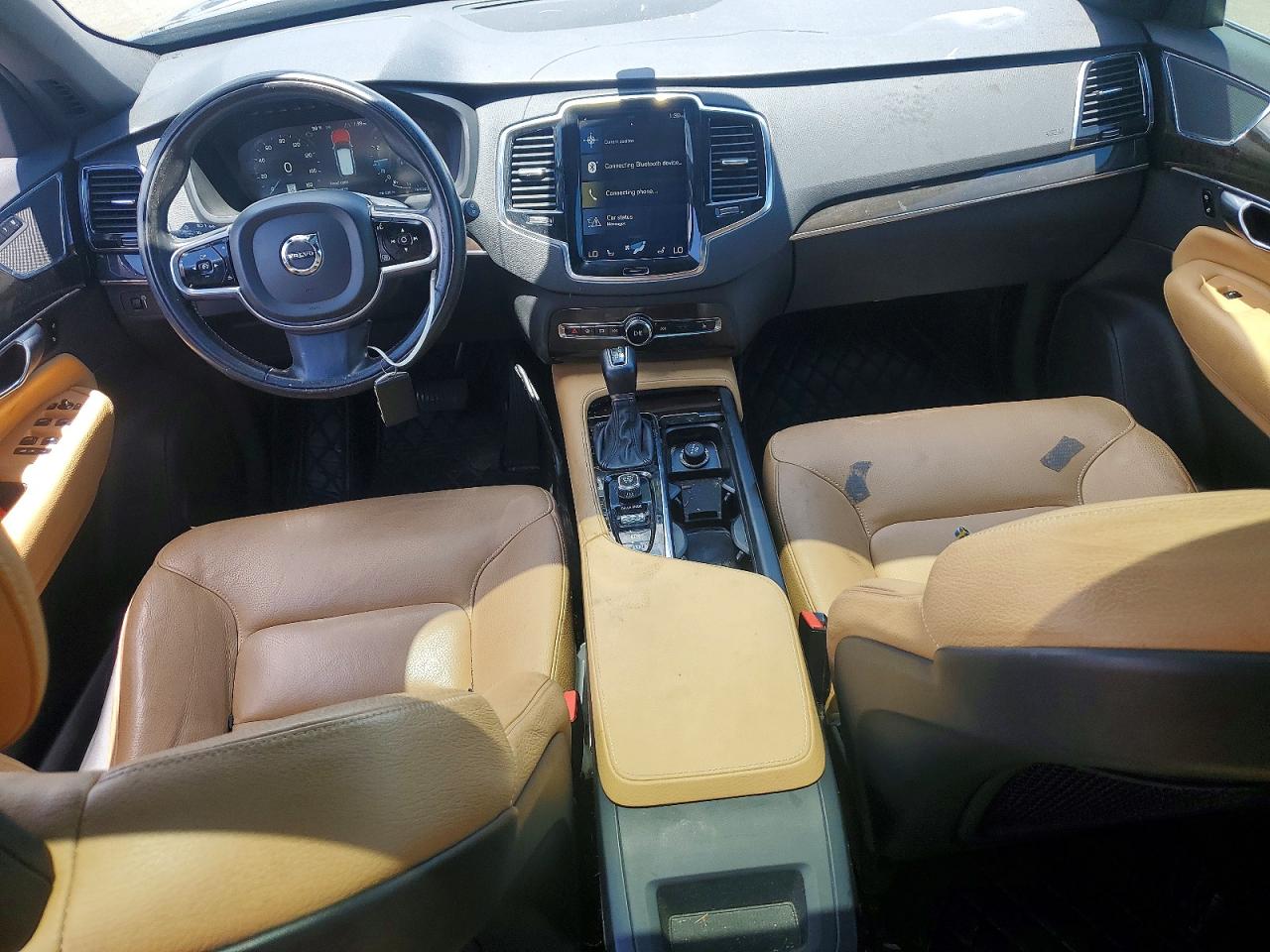 Volvo XC90 T5