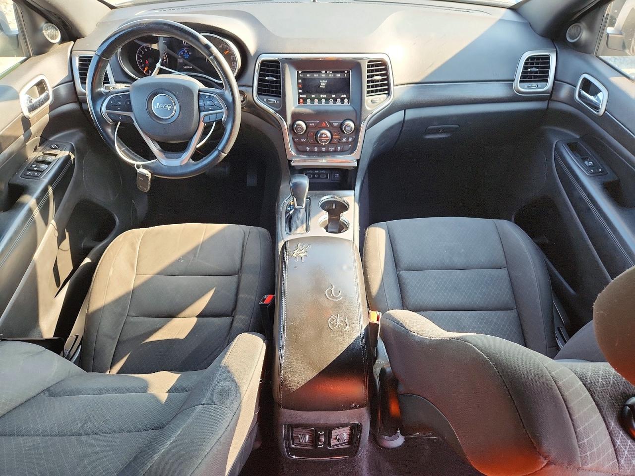 Jeep Grand Cherokee Laredo