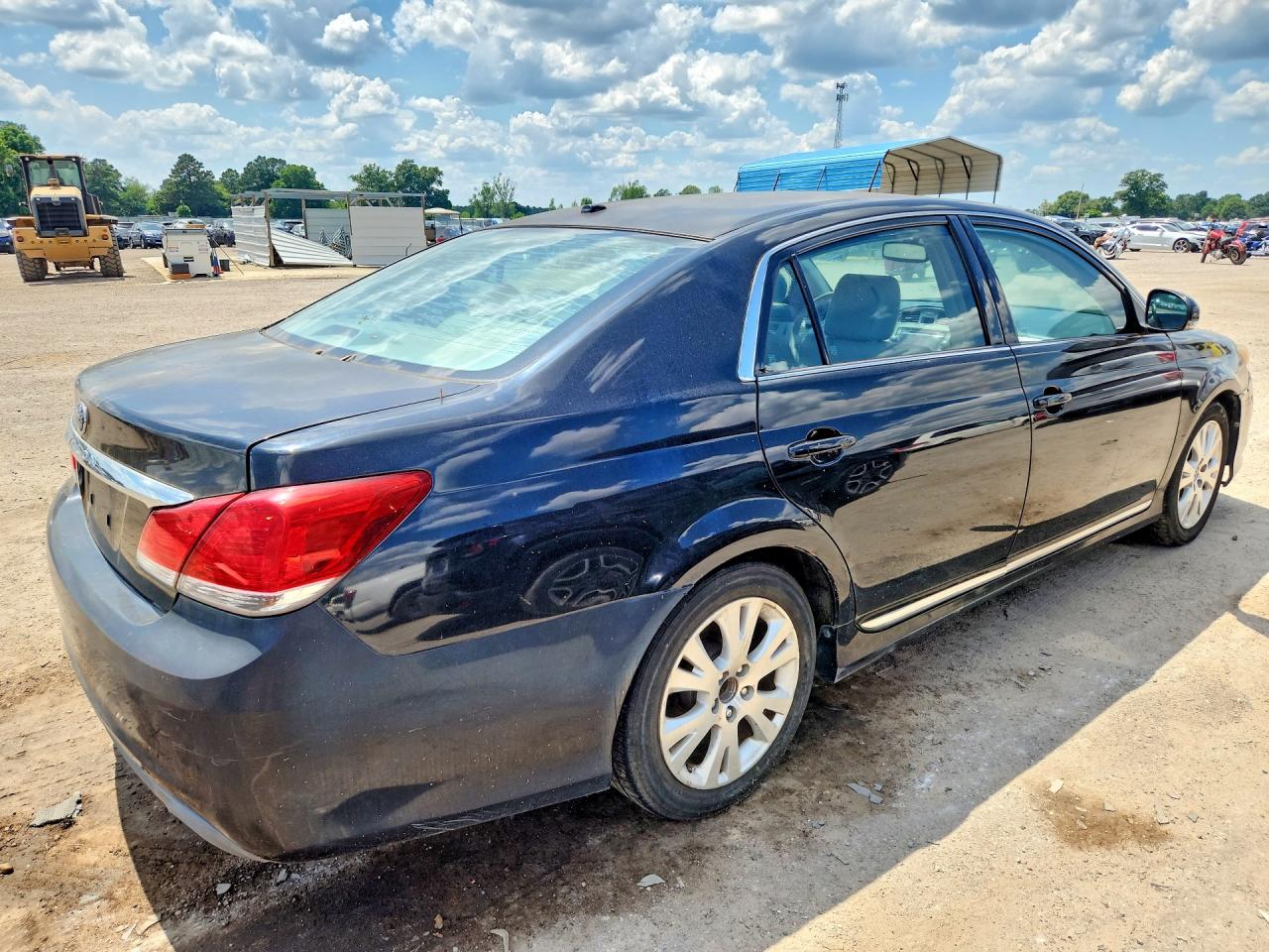 Toyota Avalon Base