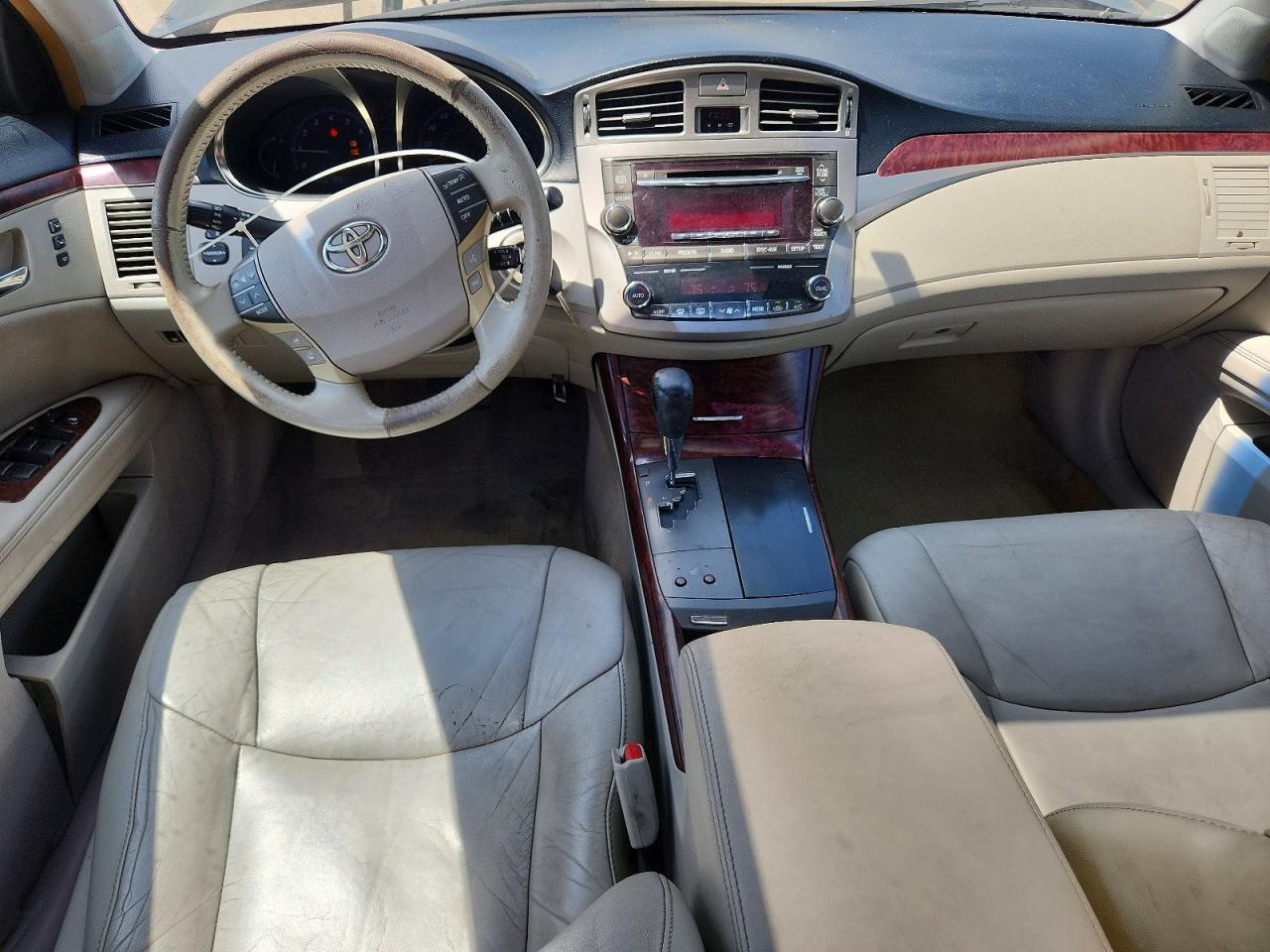 Toyota Avalon Base