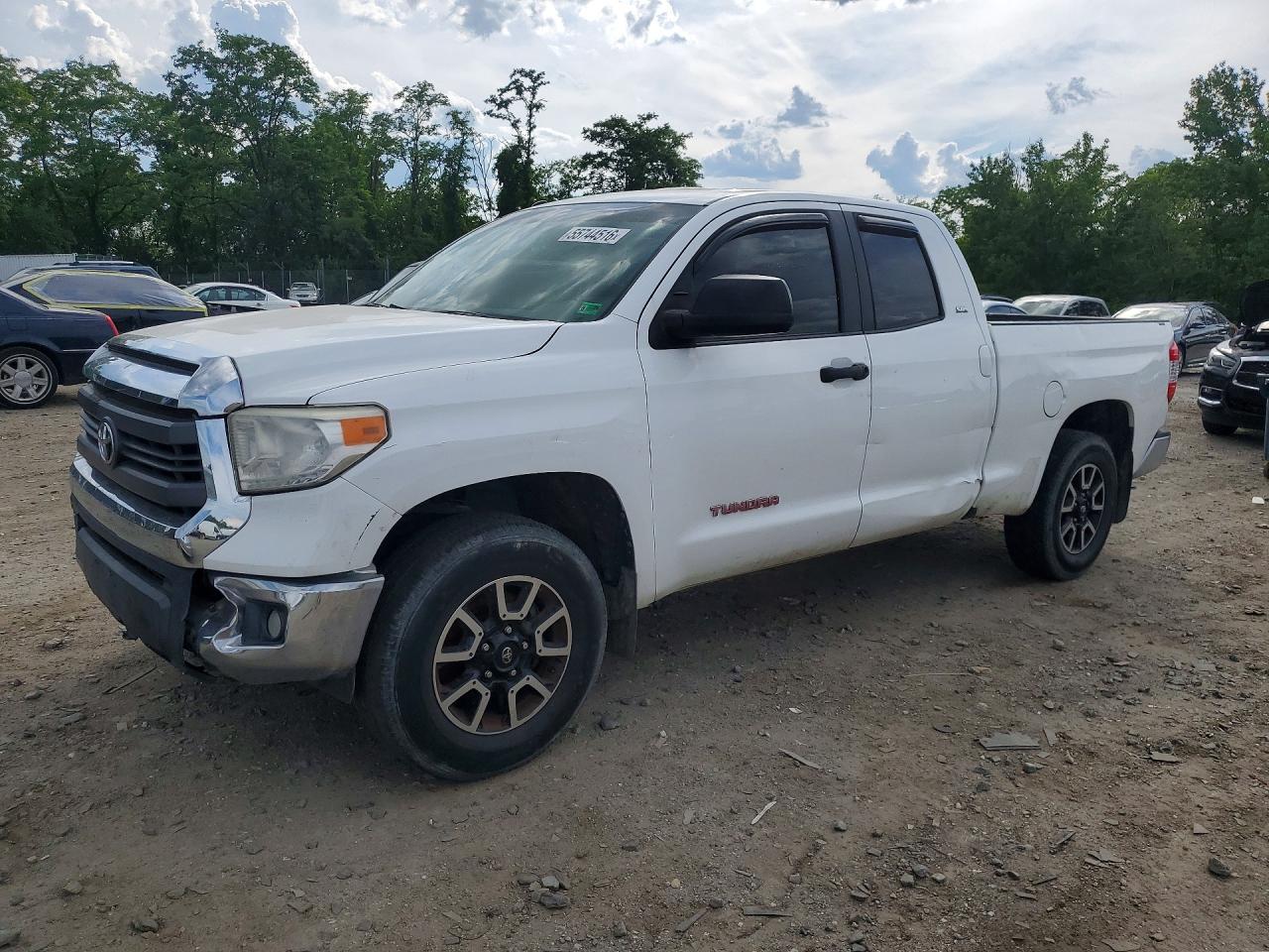 Salvage Toyota Tundra Image