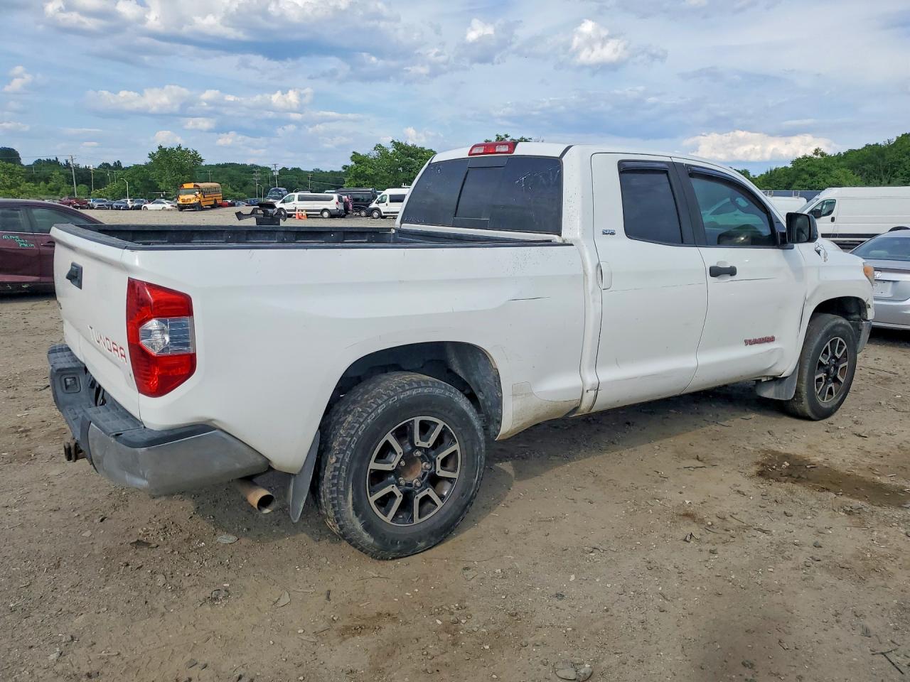Toyota Tundra Sr5