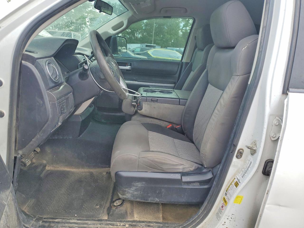 Toyota Tundra Sr5