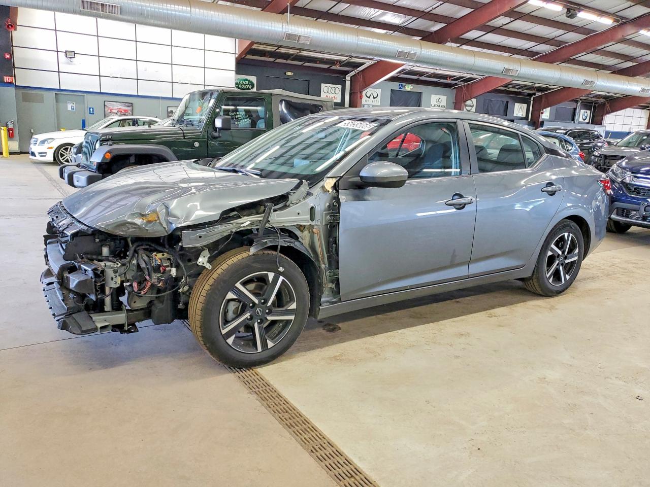 Salvage Nissan Sentra Image