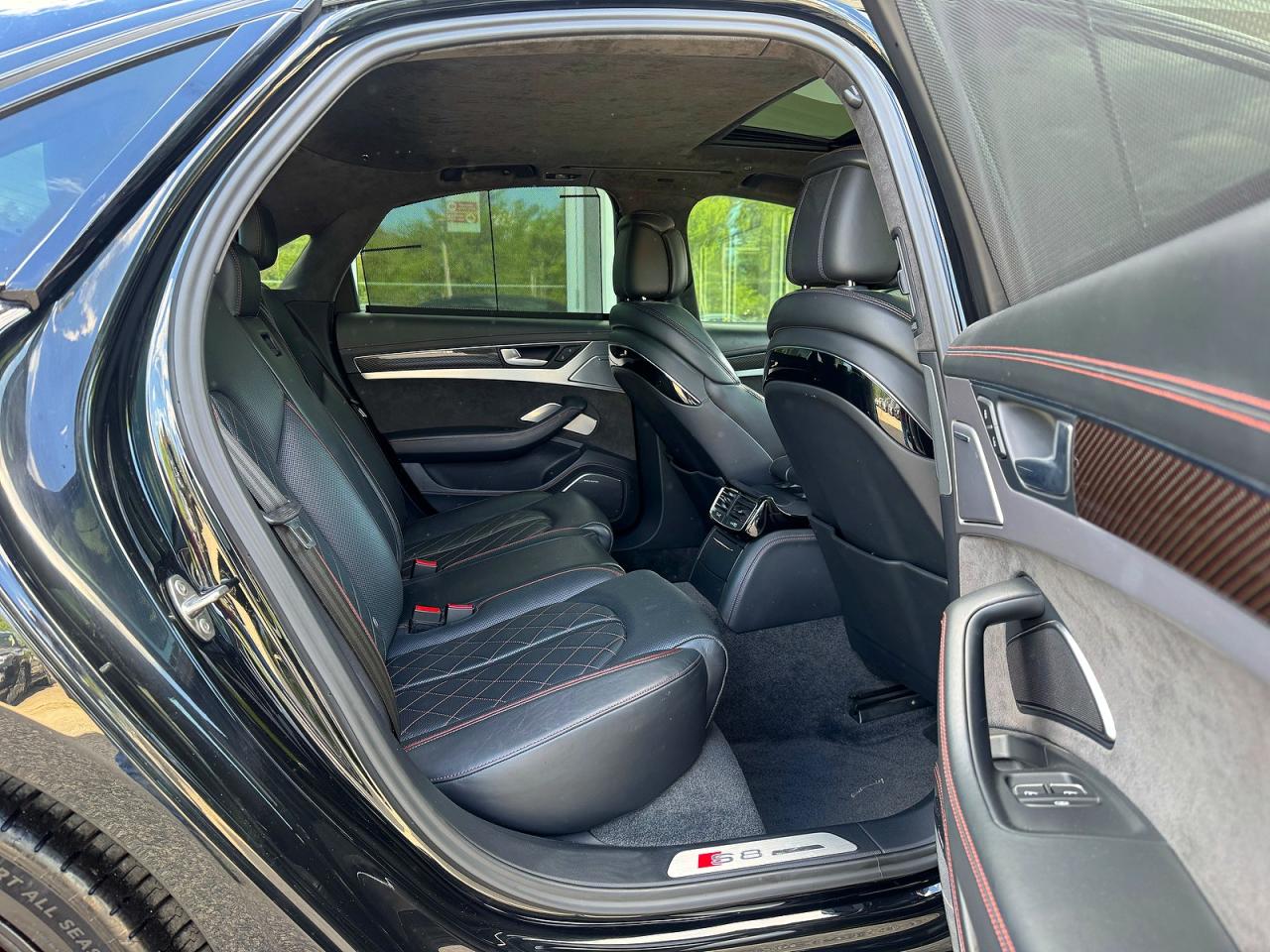 Audi S8 Plus Quattro