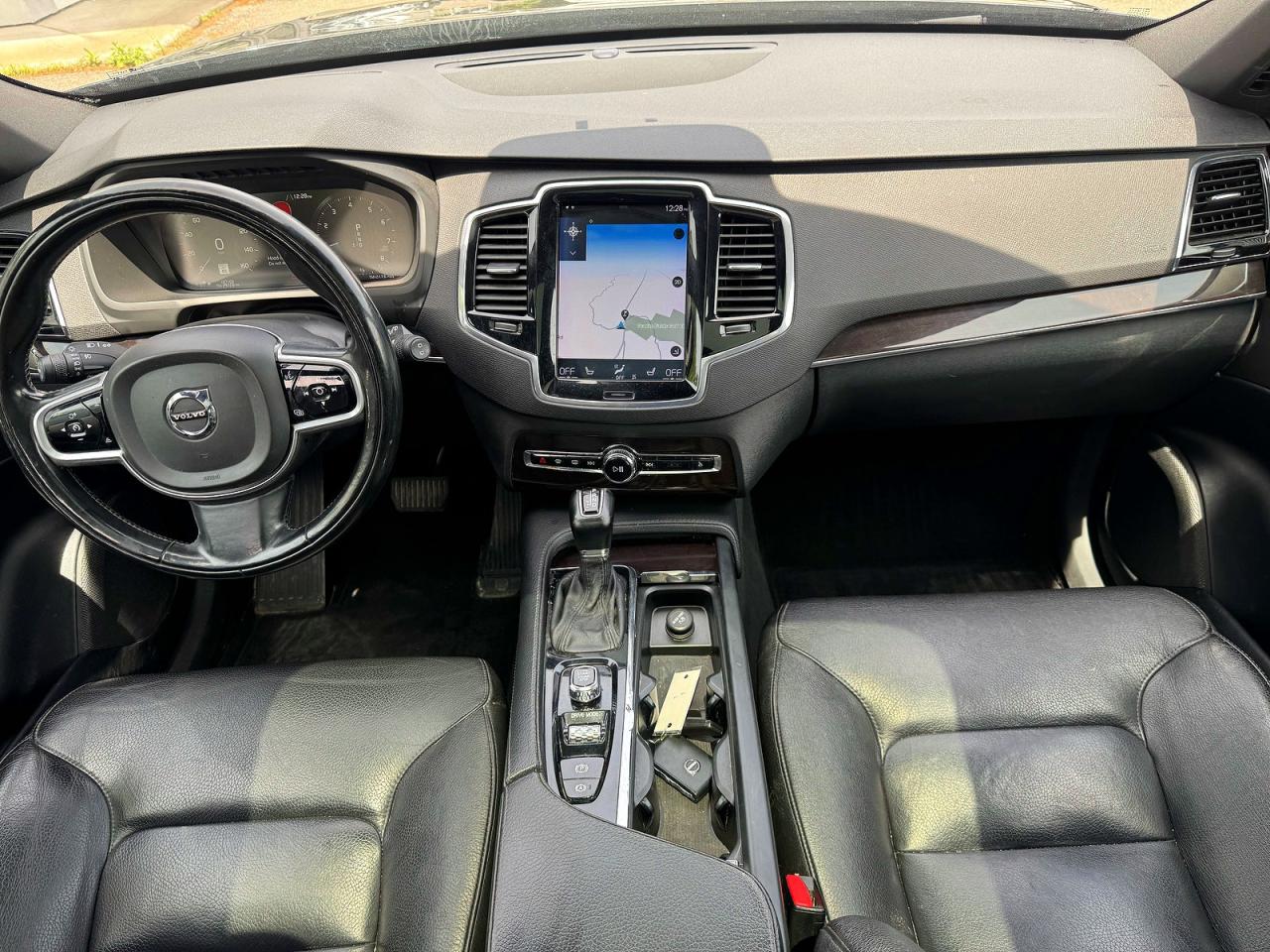 Volvo XC90 T6