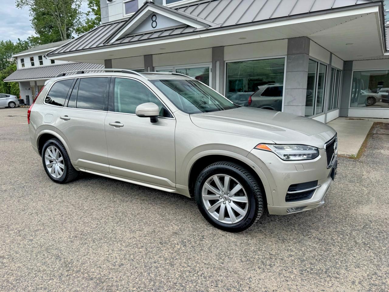 Volvo XC90 T6