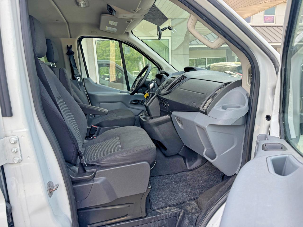 Ford Transit T-150