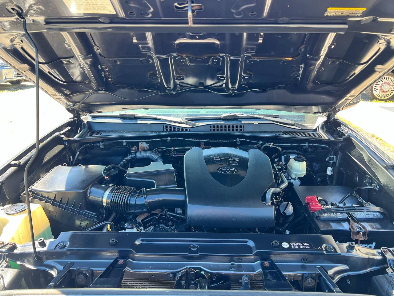 Toyota Tacoma Sr5 V6
