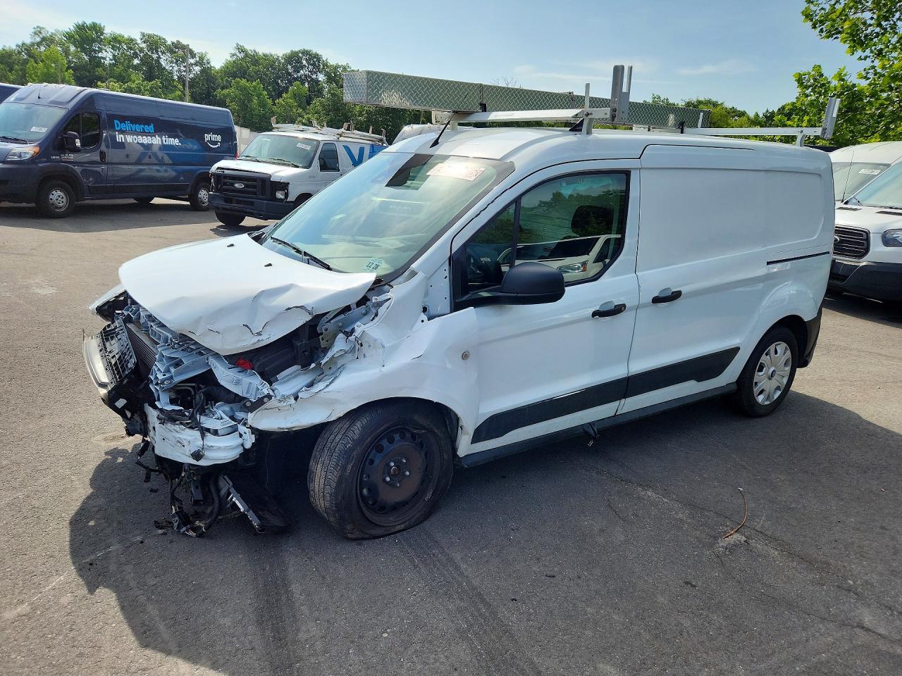 Salvage Ford Transit Image