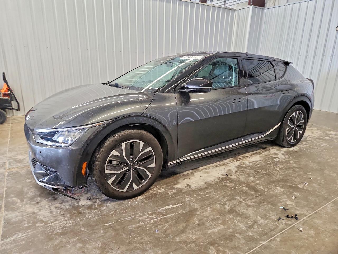 Salvage Kia EV6 Image