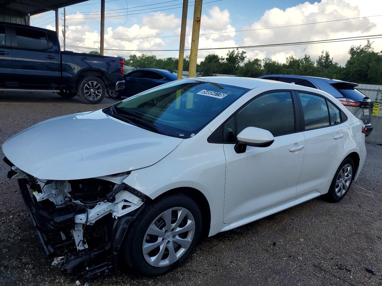 Salvage Toyota Corolla Image