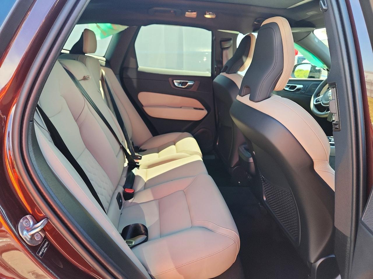 Volvo XC60 Plus