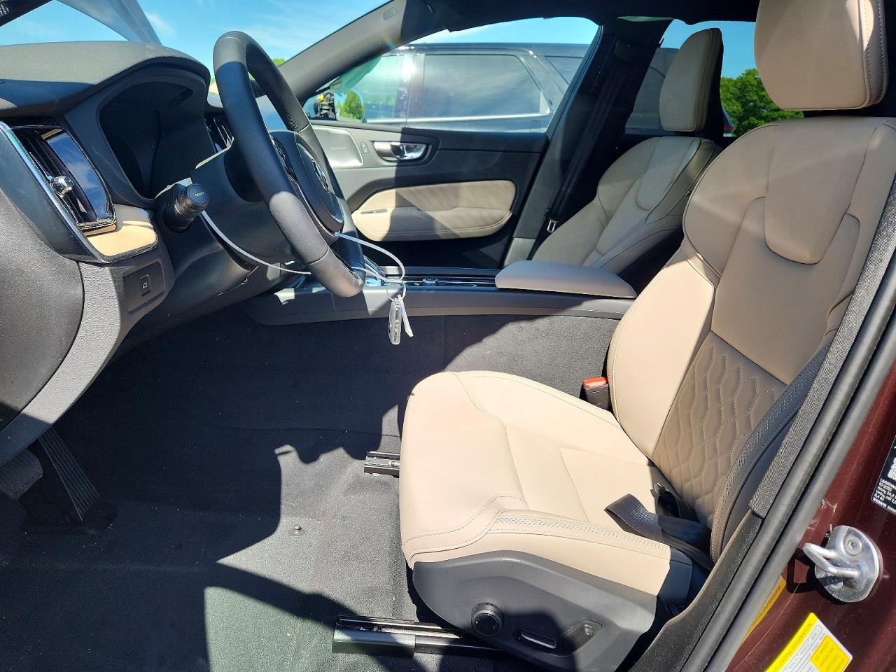Volvo XC60 Plus