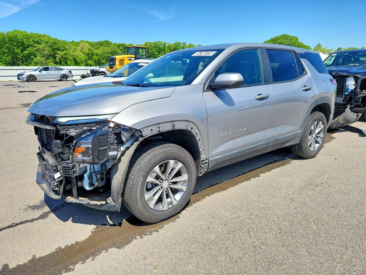 Salvage Chevrolet Equinox Image