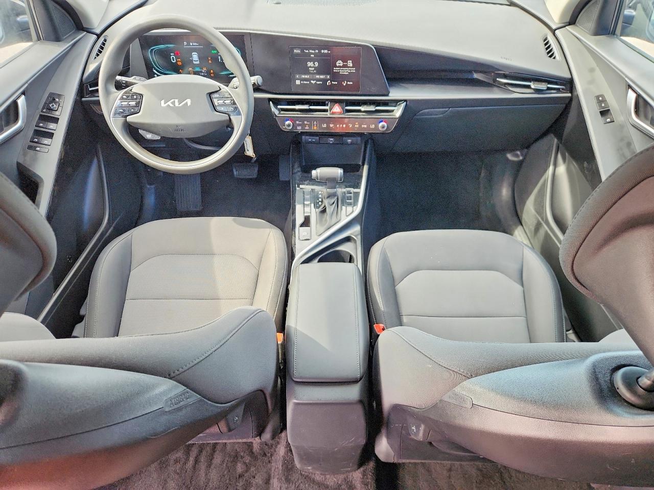 Kia Niro Lx