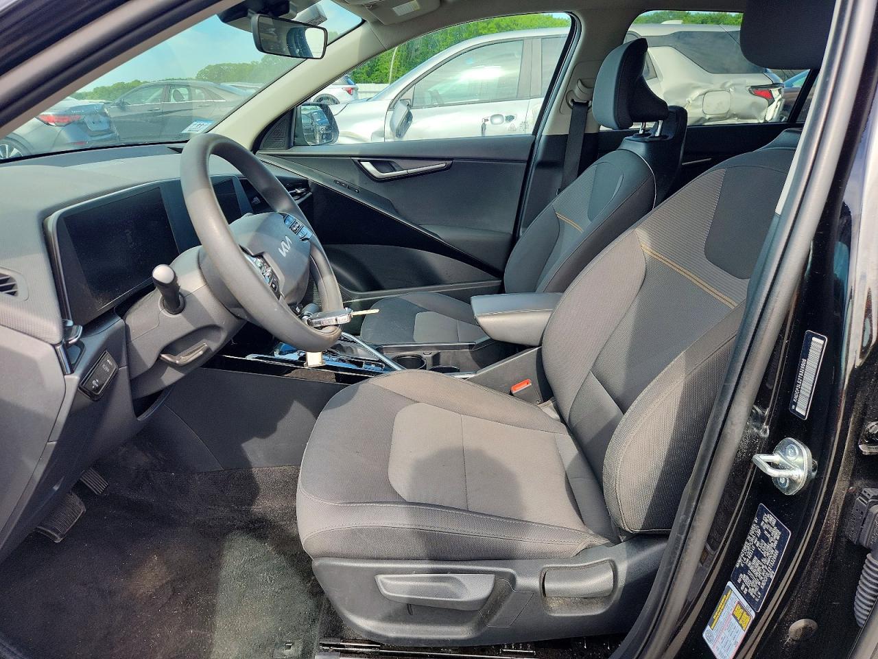 Kia Niro Lx
