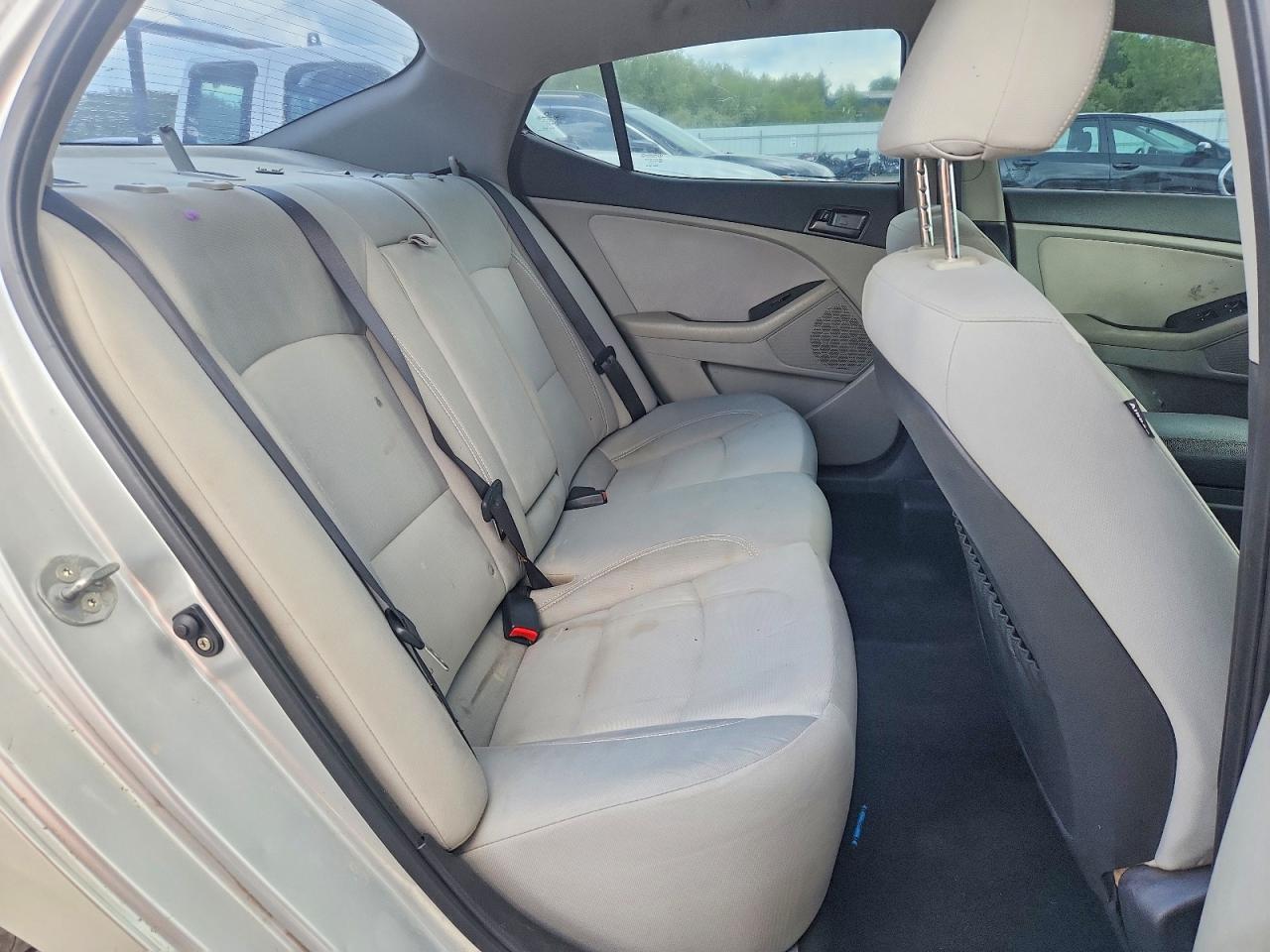 Kia Optima Lx