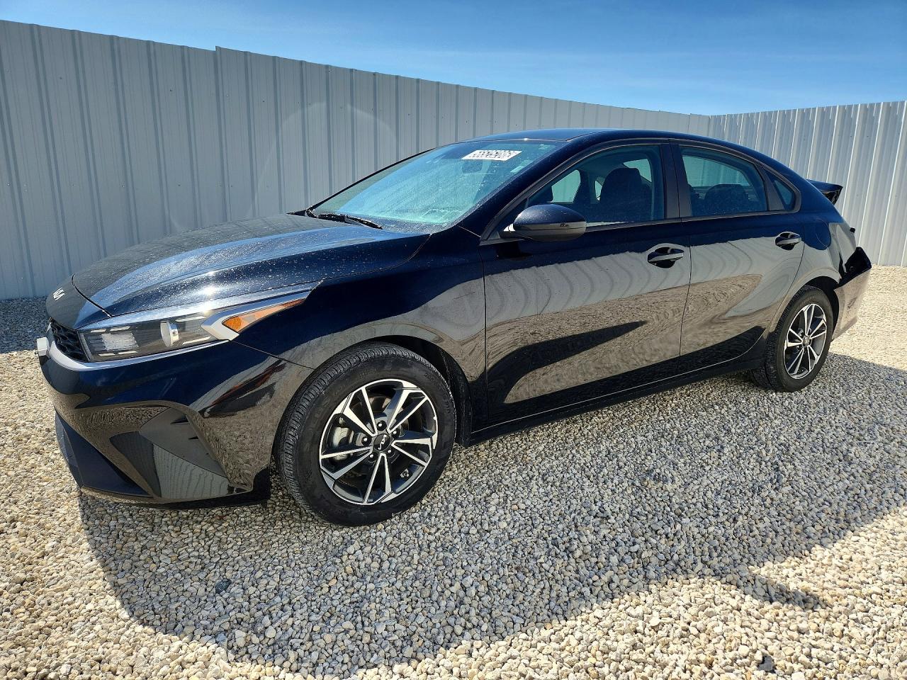 Salvage Kia Forte Image