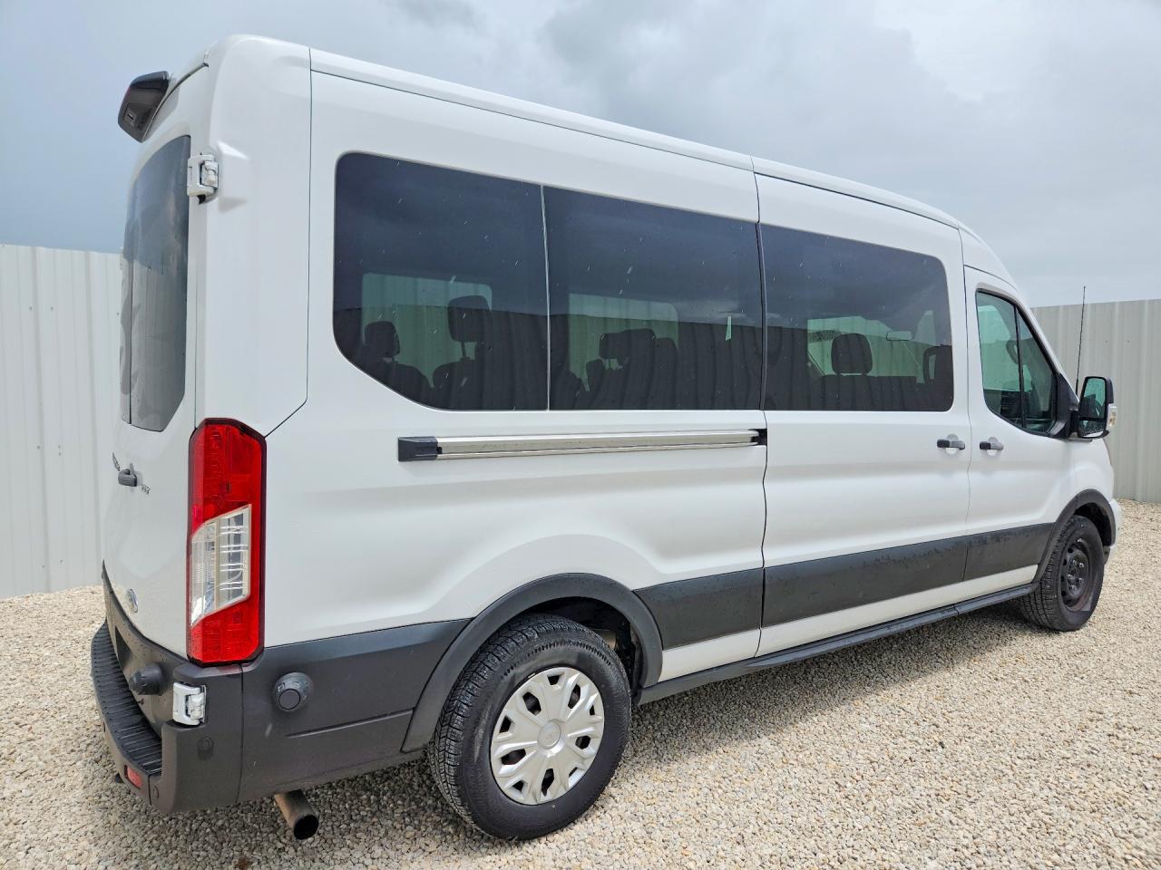 Ford Transit T-350