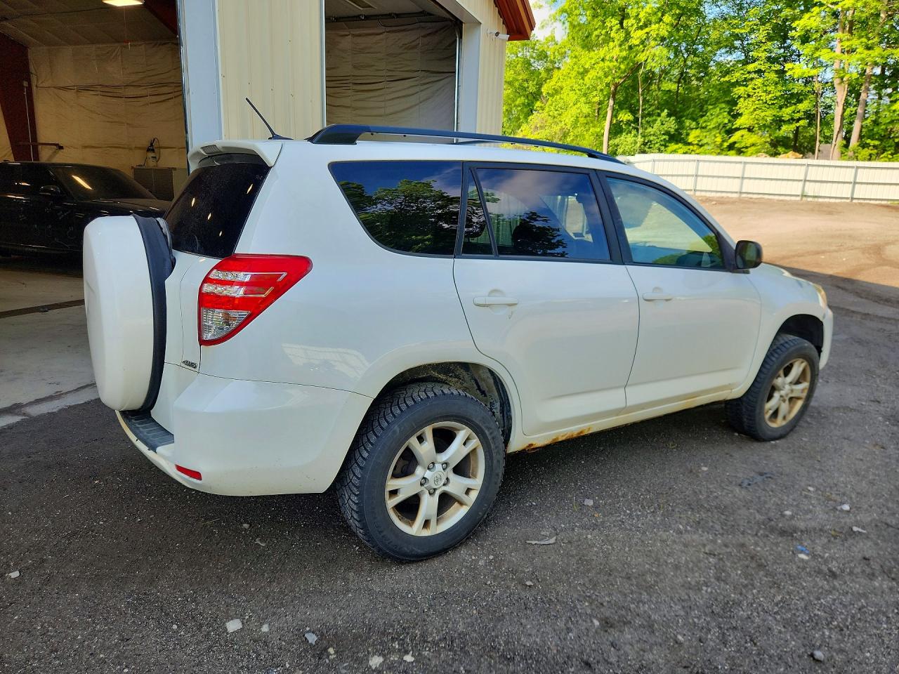 Toyota RAV4 Base