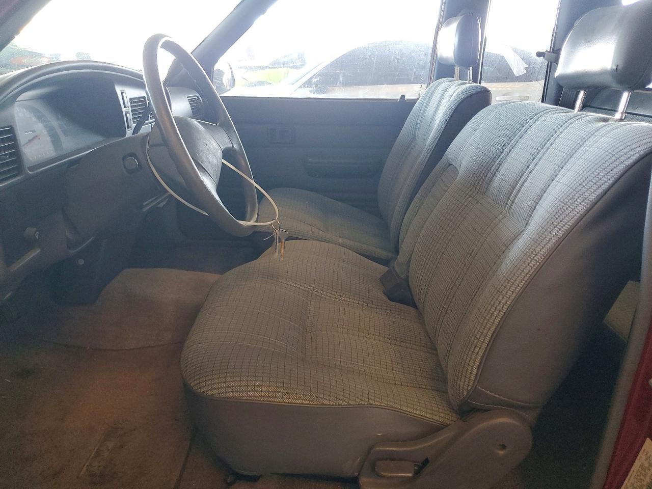 Toyota Pickup Deluxe