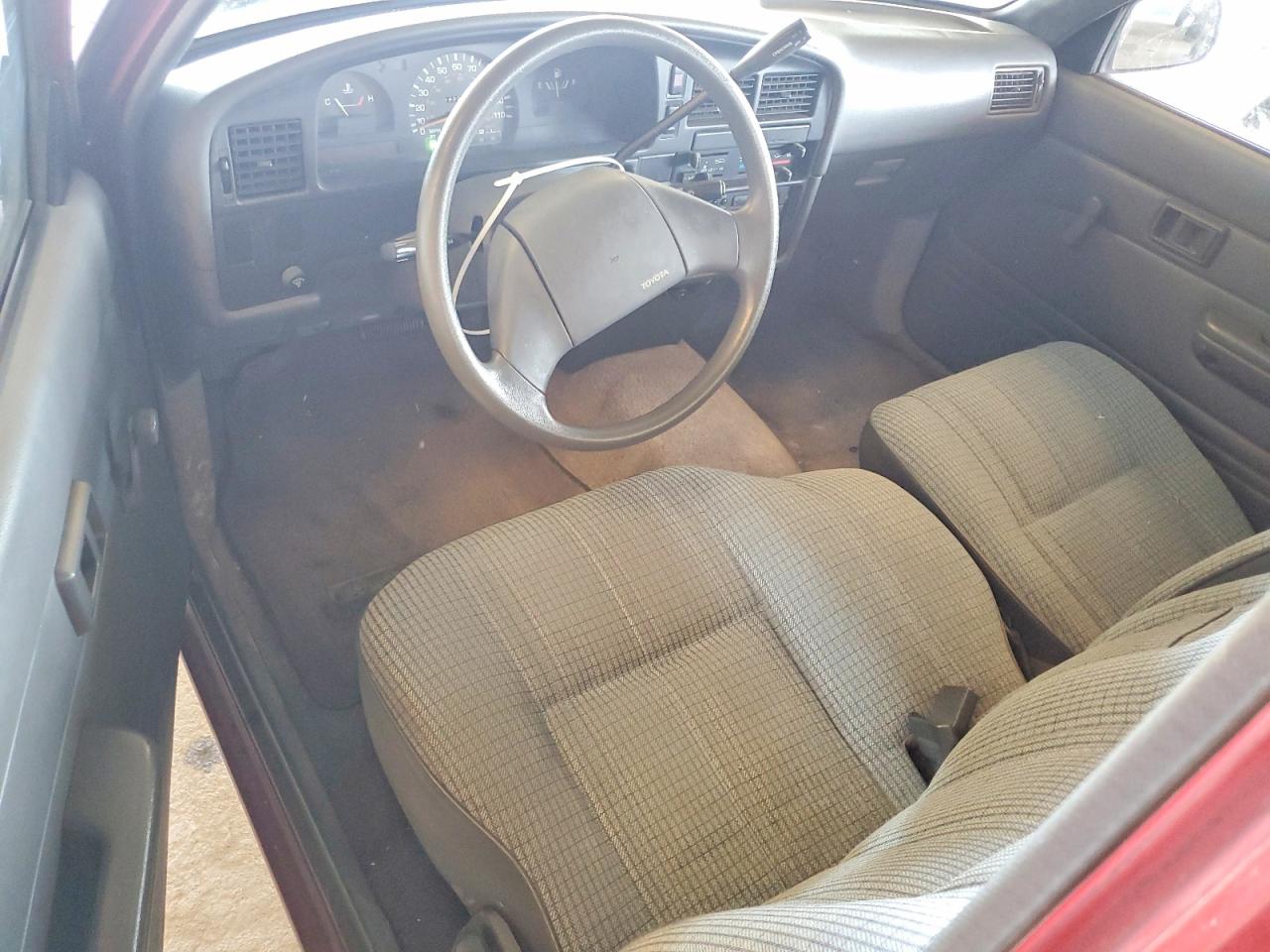 Toyota Pickup Deluxe