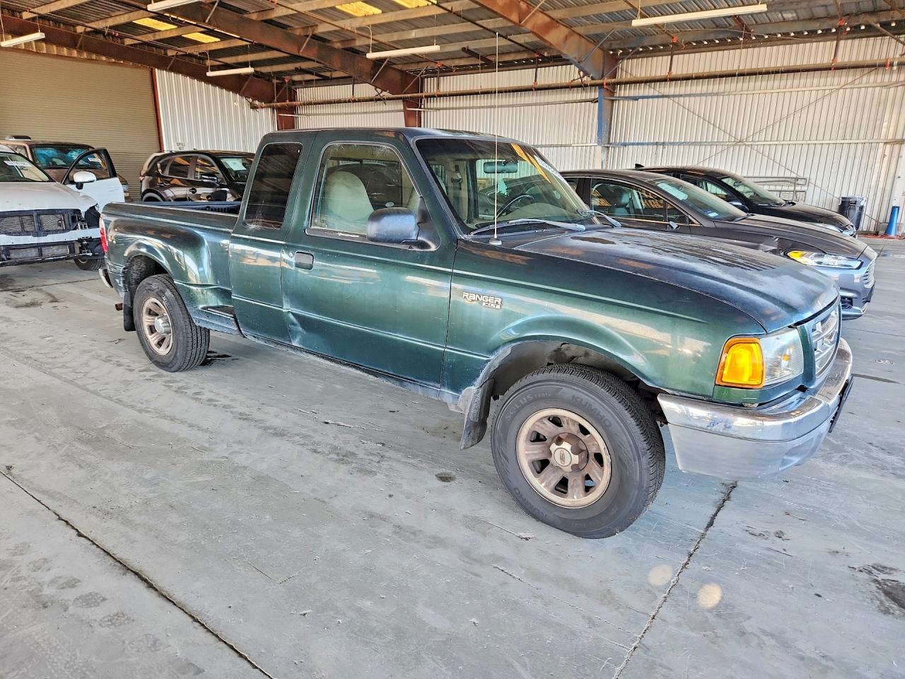 Ford Ranger Super Cab