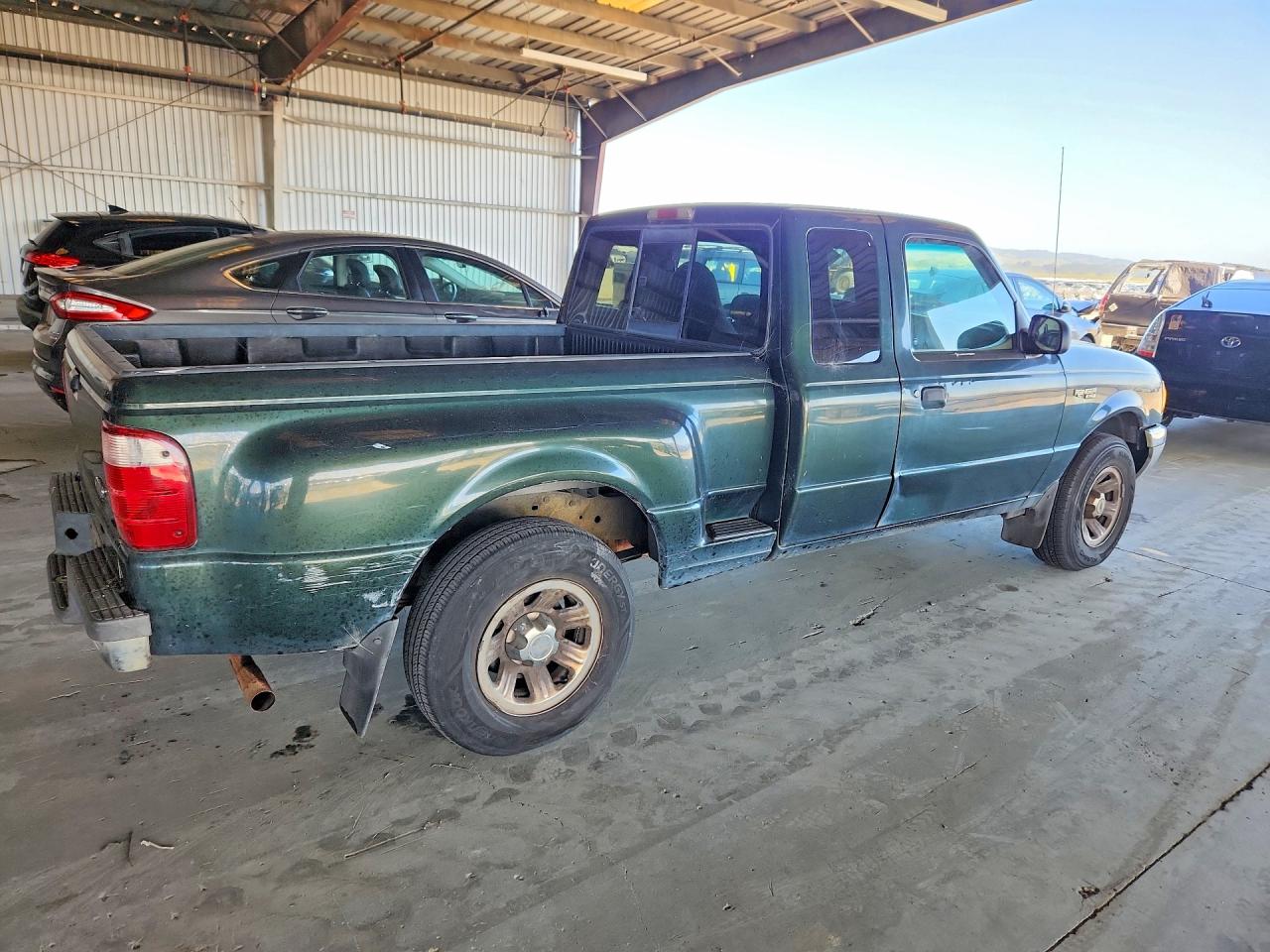Ford Ranger Super Cab