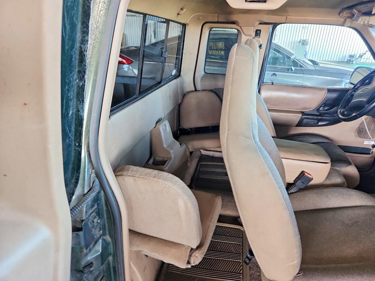 Ford Ranger Super Cab