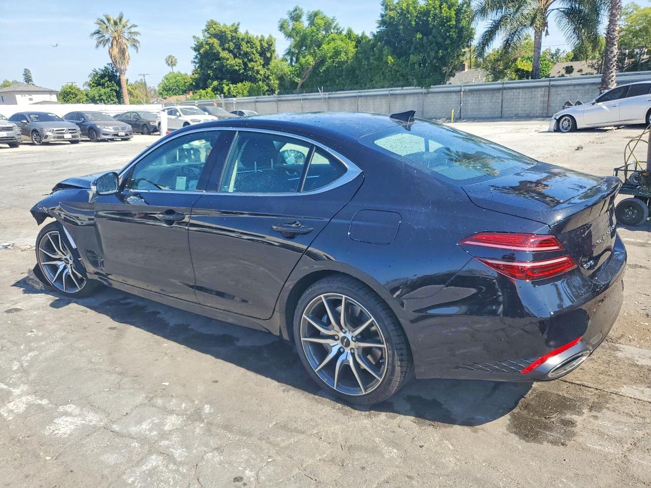 Genesis G70 2.5t Standard