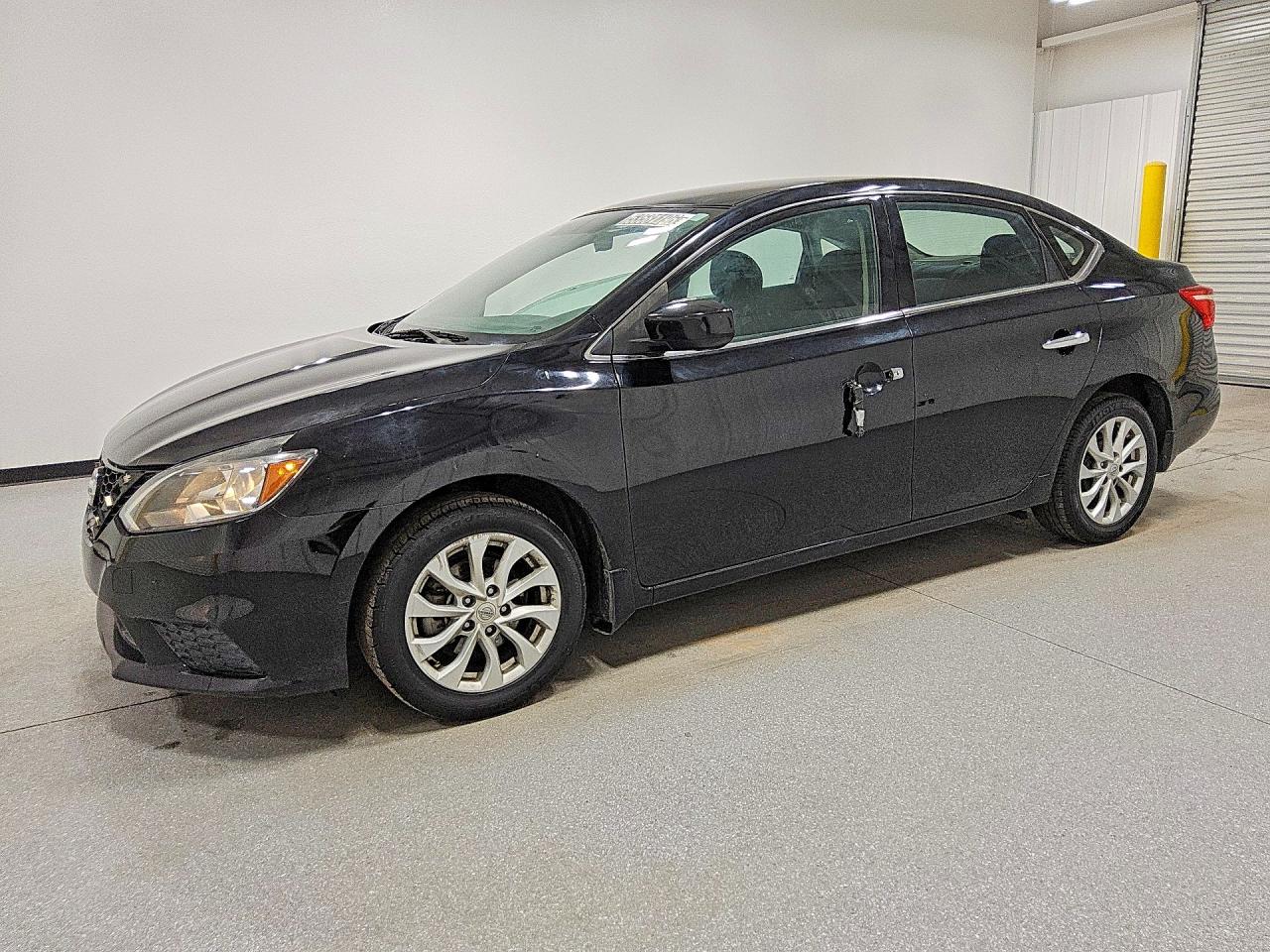 Salvage Nissan Sentra Image