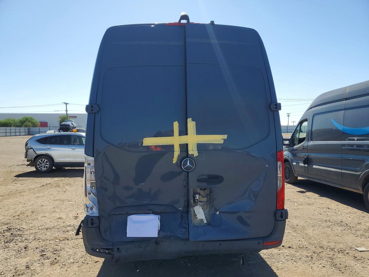 Mercedes-Benz Sprinter 2500