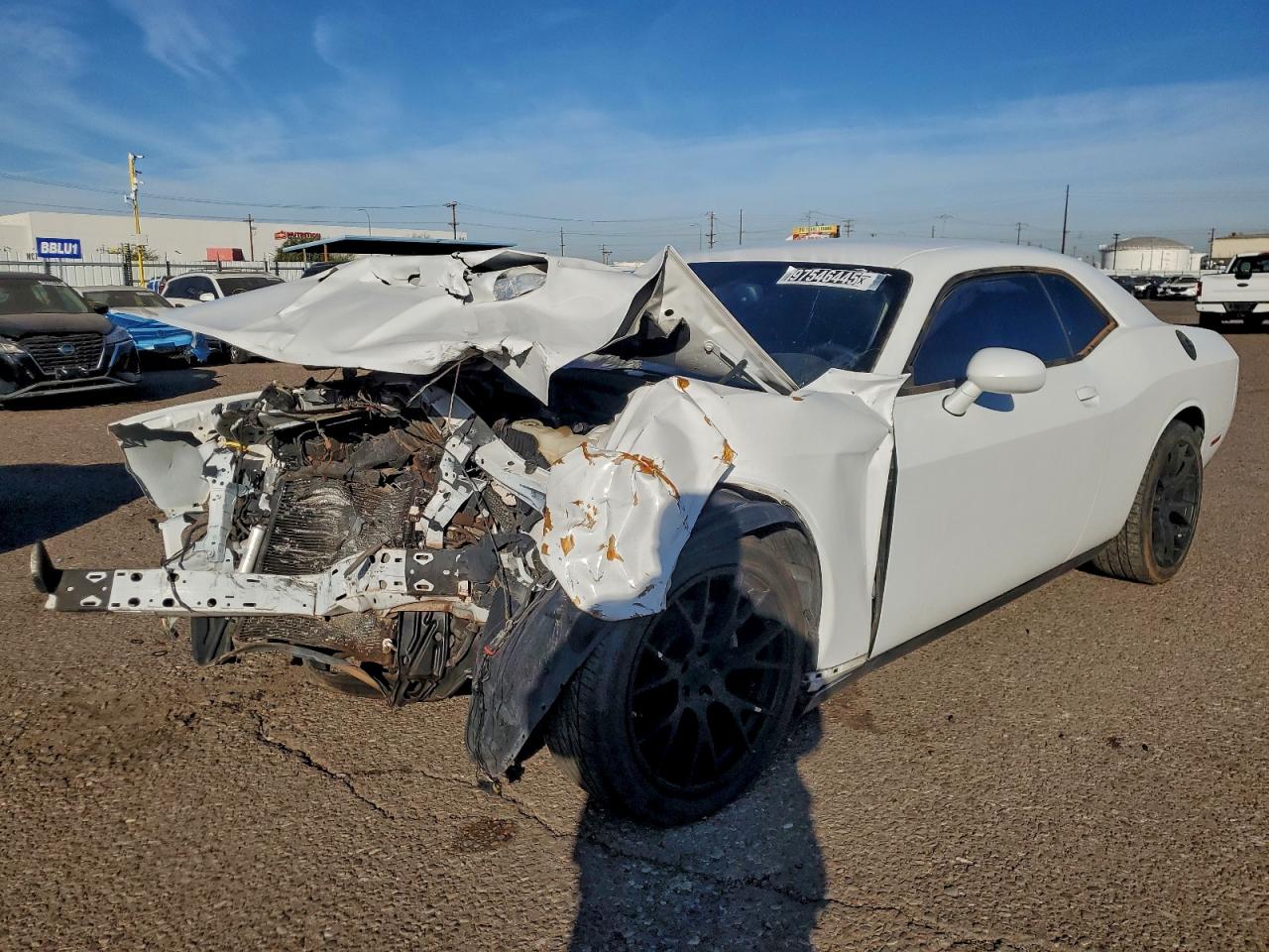 Salvage Dodge Challenger Image