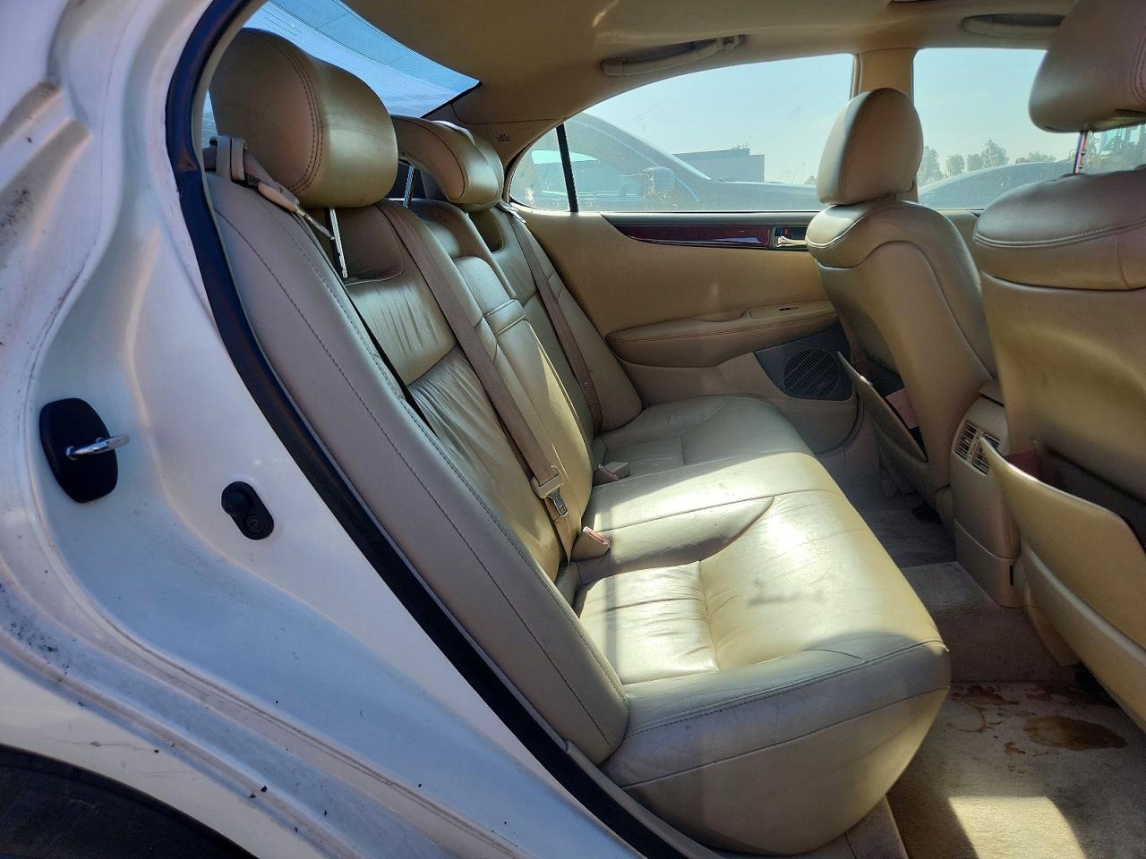 Lexs Es300