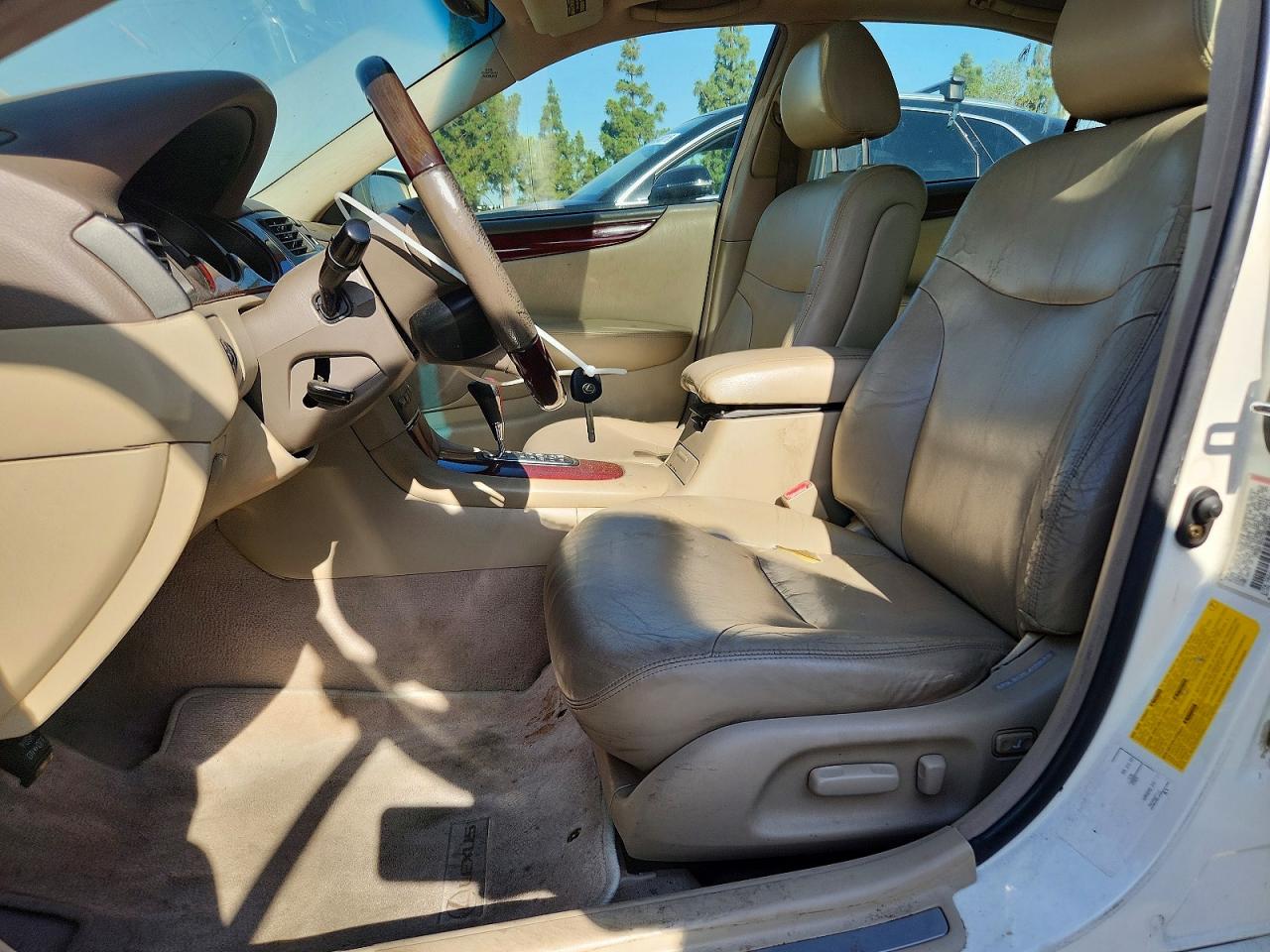 Lexs Es300