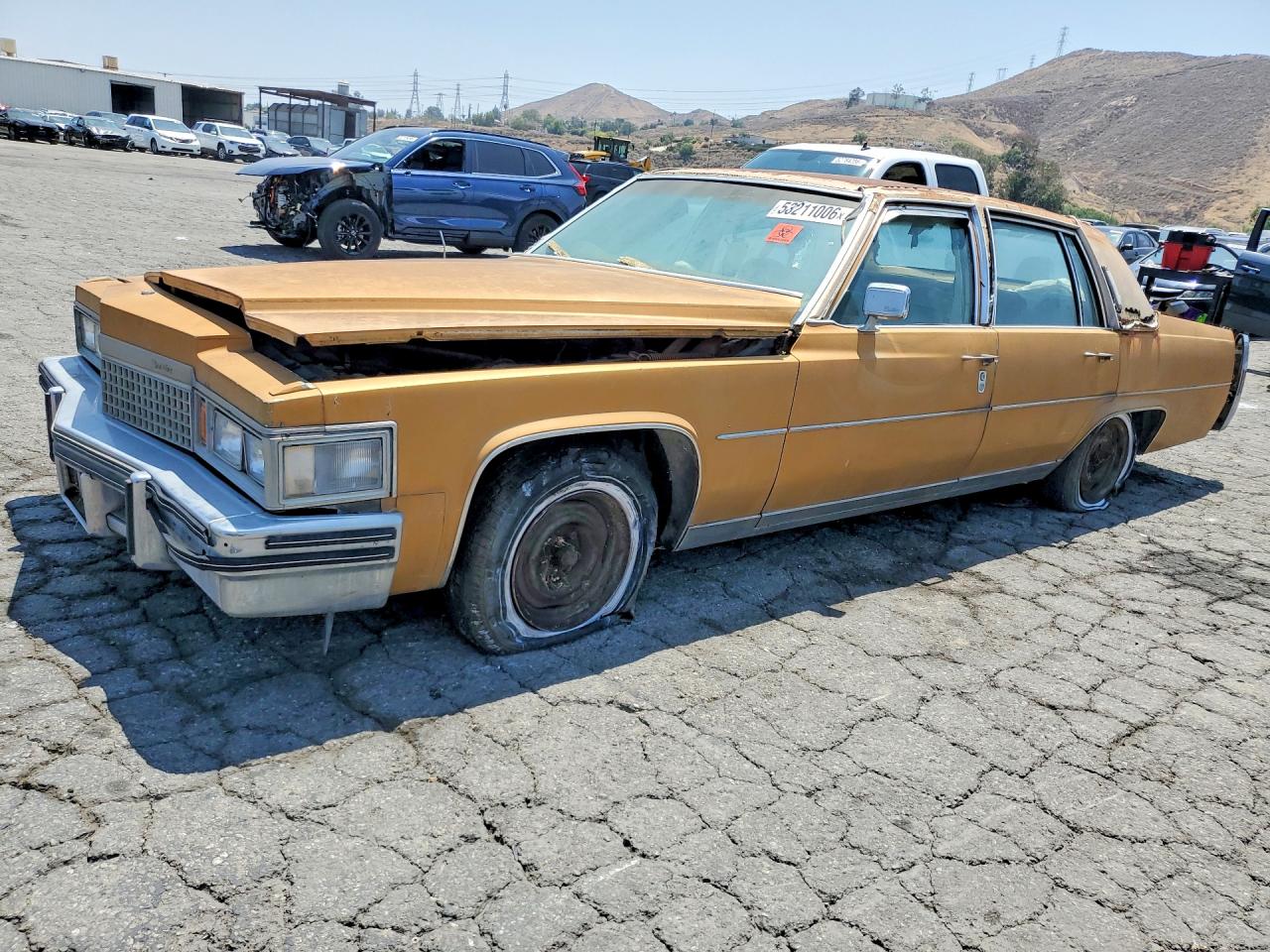 Salvage Cadillac Fleetwood Image