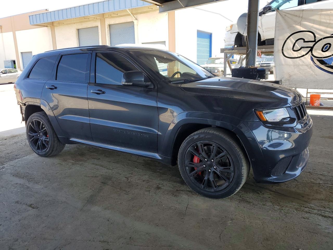 Jeep Grand Cherokee Srt-8