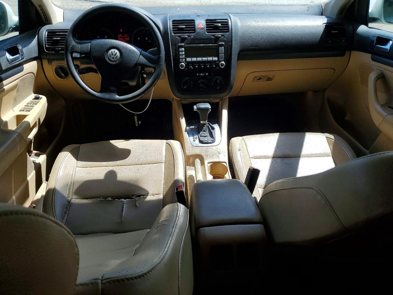 Volkswagen Jetta 2.5 Option Package 1