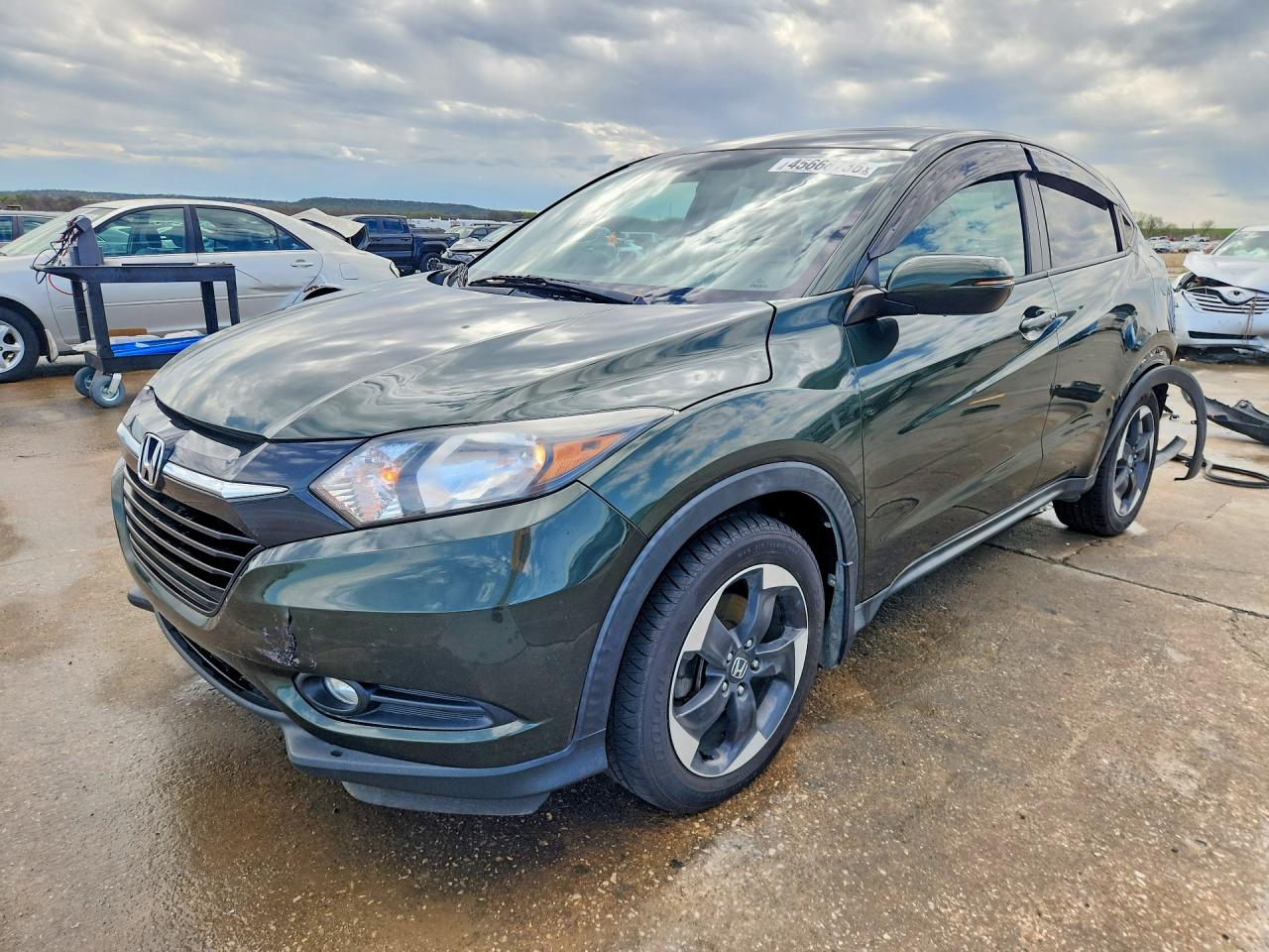 Salvage Honda HR-V Image