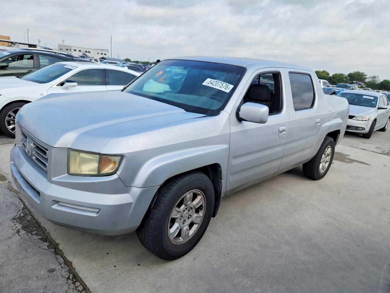Salvage Honda Ridgeline Image