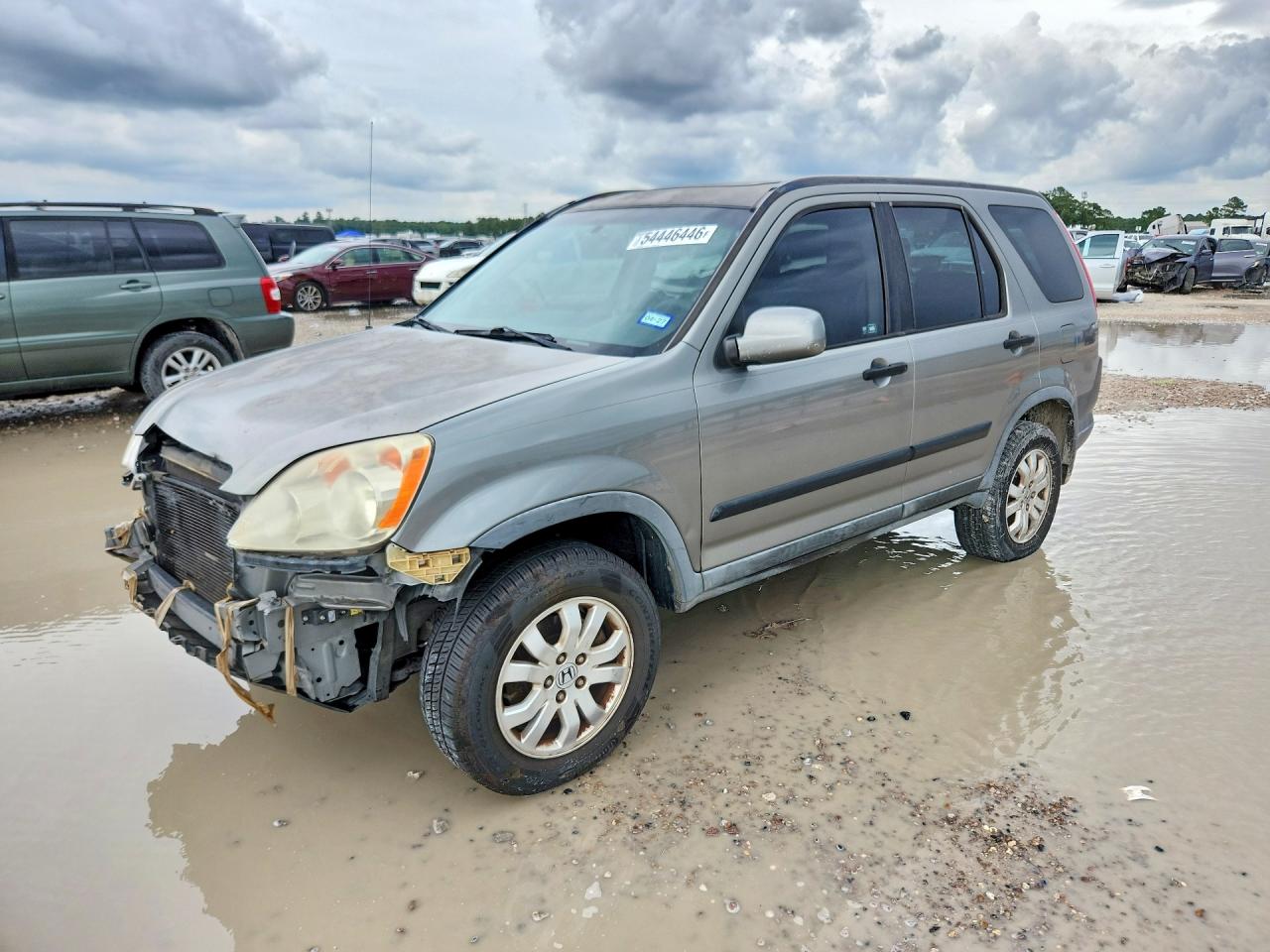 Salvage Honda Crv Image