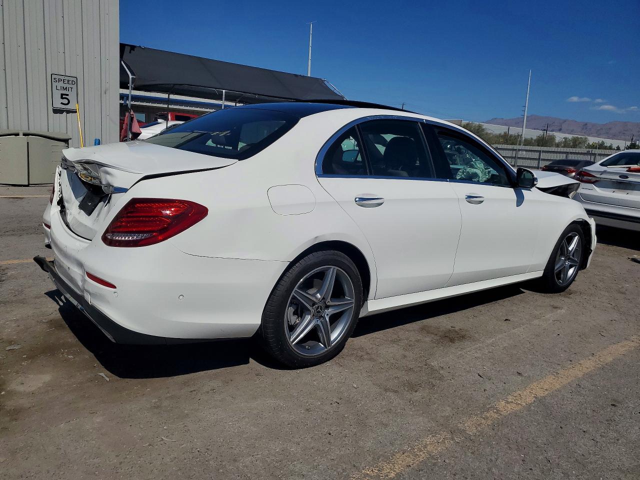 Mercedes-Benz E-Class 300