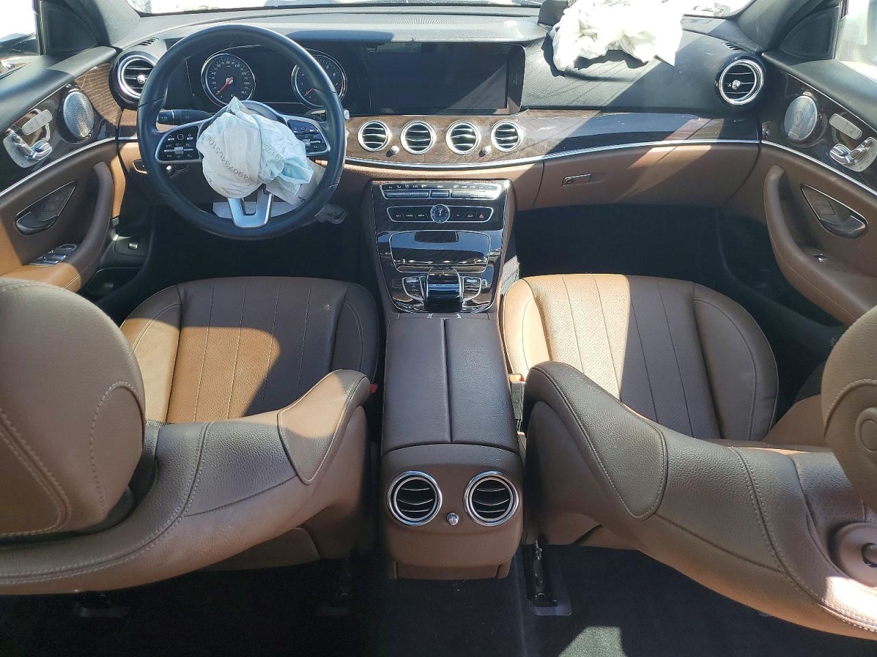 Mercedes-Benz E-Class 300
