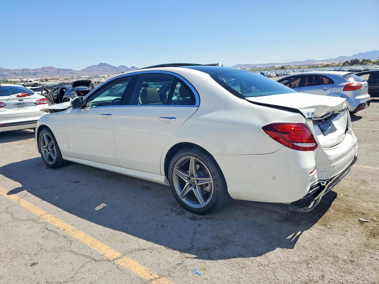 Mercedes-Benz E-Class 300
